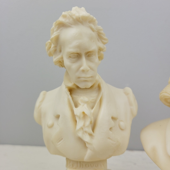 Bethoven and Chopin Resin Bust Sculptures made in Italy - Picture 5 of 16